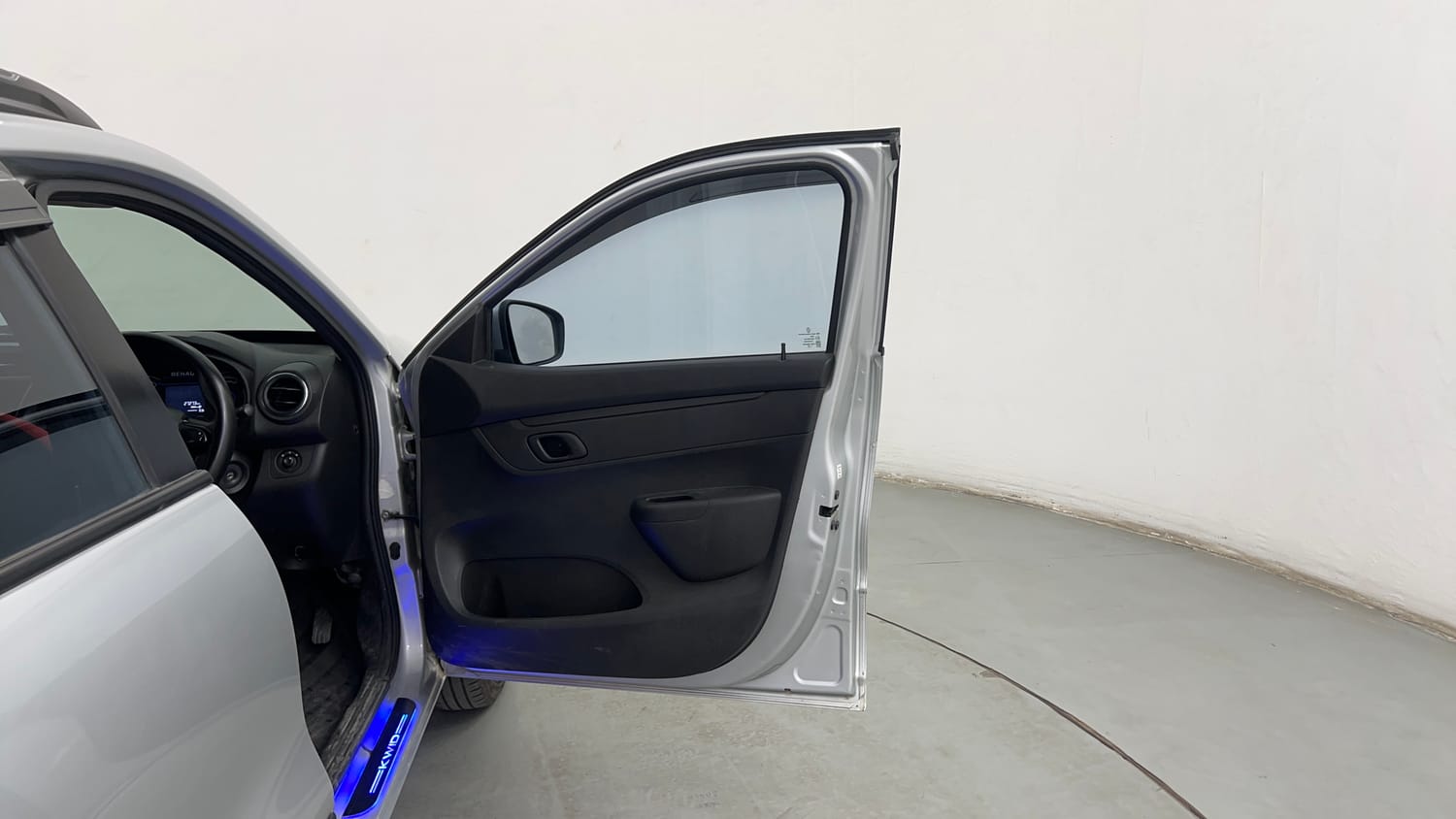 Used 2023 Renault Kwid RXT 1.0 Petrol Manual interior RIGHT FRONT DOOR OPEN VIEW