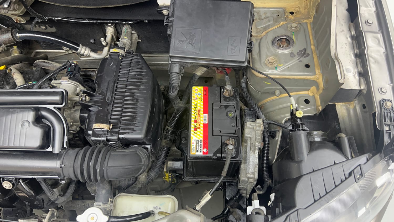 Used 2017 Renault Kwid CLIMBER 1.0 AMT Petrol Automatic engine ENGINE LEFT SIDE VIEW