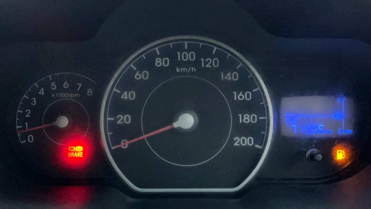 Used 2013 Hyundai i10 Era 1.1 iRDE2 Petrol Manual interior CLUSTERMETER VIEW