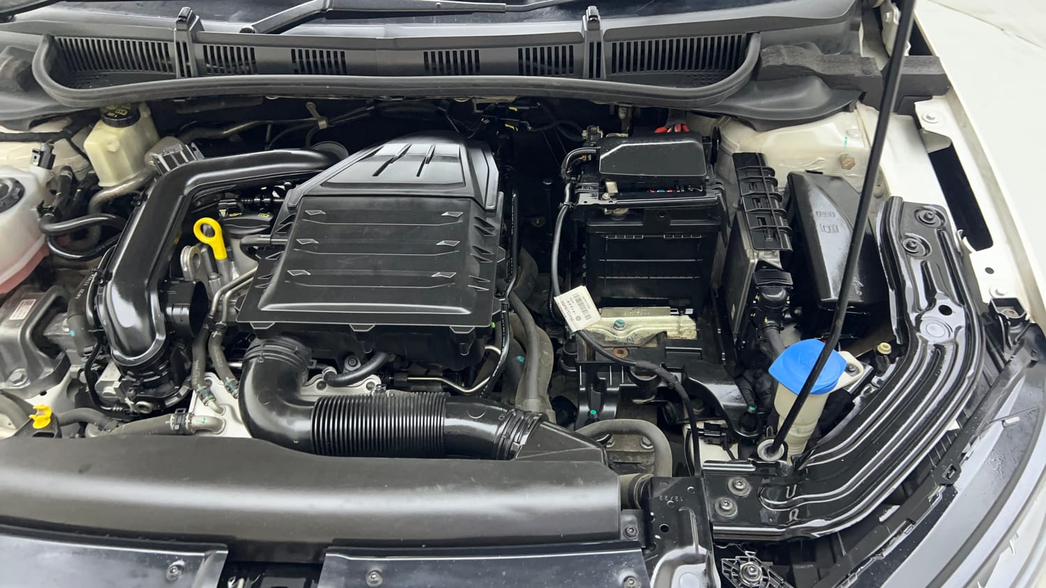 Used 2022 Skoda Slavia Style 1.0L TSI AT Petrol Automatic engine ENGINE LEFT SIDE VIEW