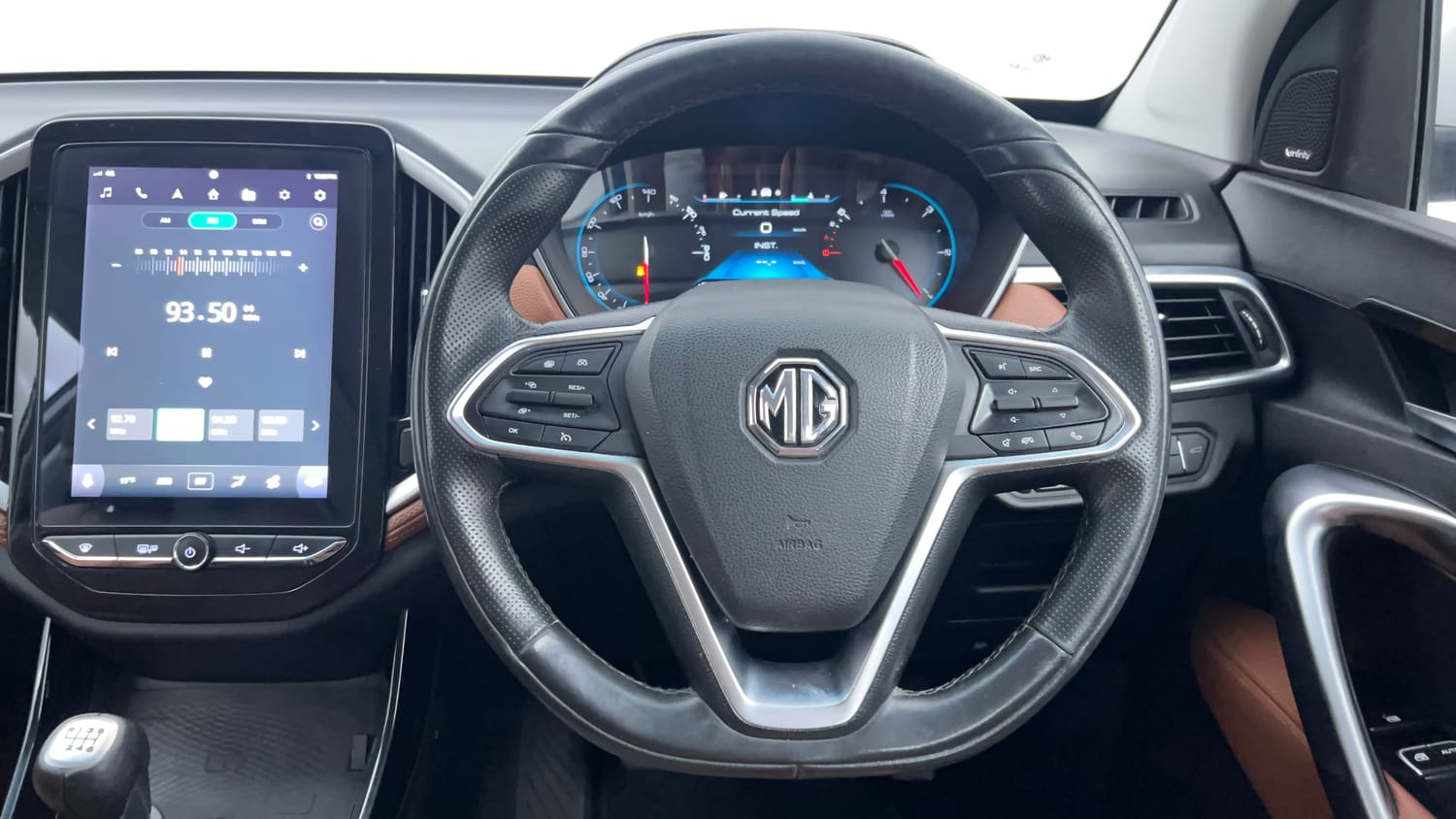 Used 2023 MG Motors Hector Plus Sharp 2.0 Diesel Turbo MT 6-STR Diesel Manual interior STEERING VIEW