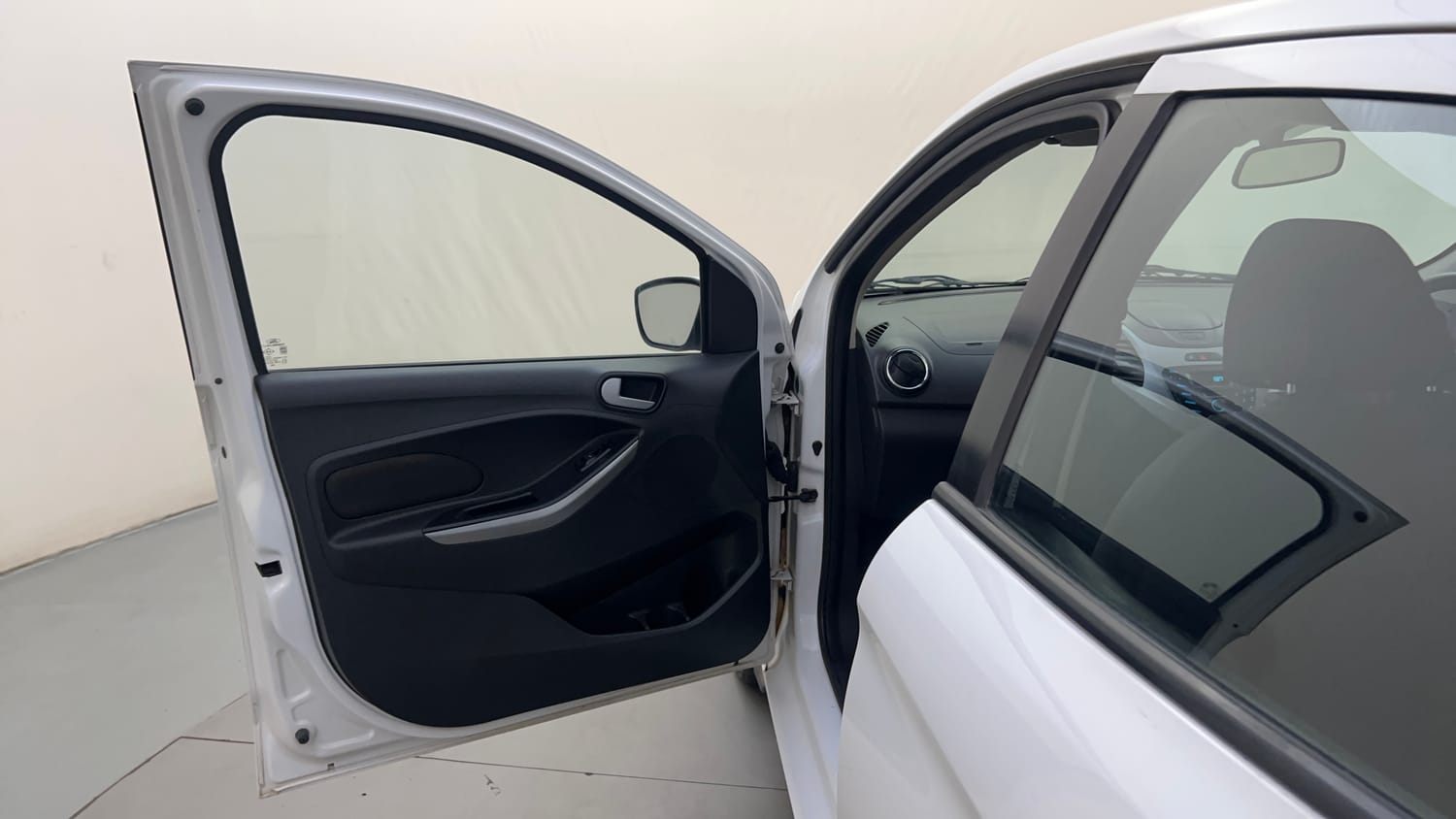 Used 2017 Ford Figo Titanium 1.5 Ti-VCT AT Petrol Automatic interior LEFT FRONT DOOR OPEN VIEW