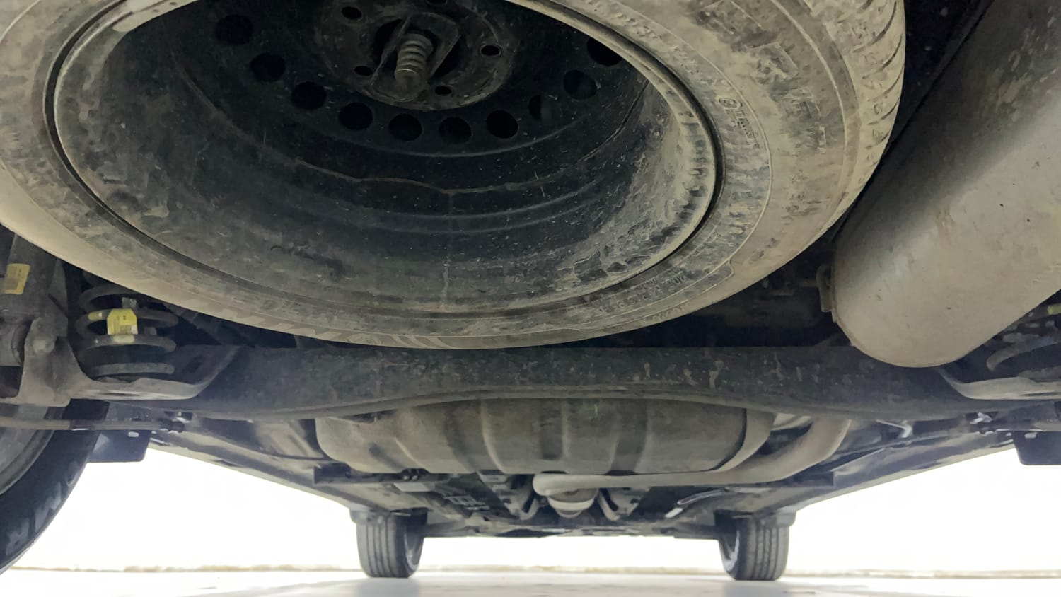 Used 2022 Kia Carens Luxury 1.4 Petrol 7 STR Petrol Manual extra REAR UNDERBODY VIEW (TAKEN FROM REAR)