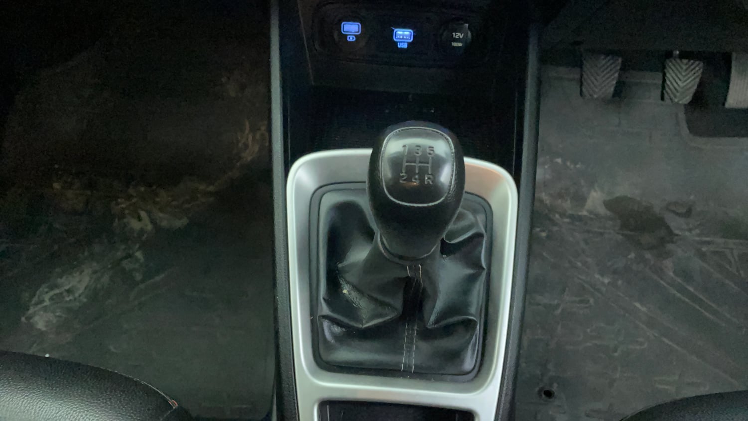 Used 2021 Hyundai Venue S Plus 1.2 Petrol Petrol Manual interior GEAR  KNOB VIEW