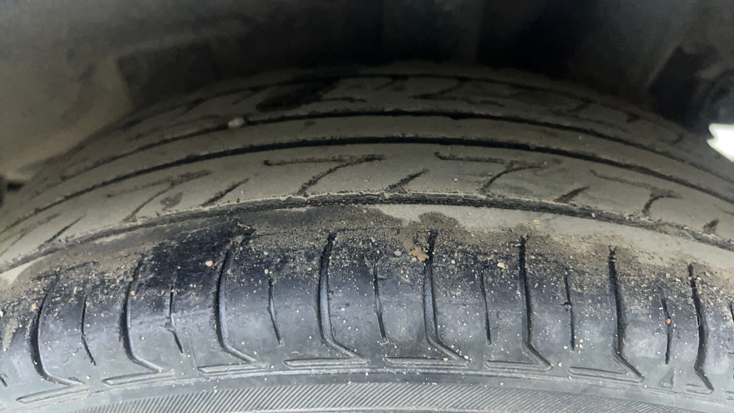 Used 2017 Hyundai Grand i10 Sportz 1.2 Kappa VTVT Petrol Manual tyres LEFT REAR TYRE TREAD VIEW