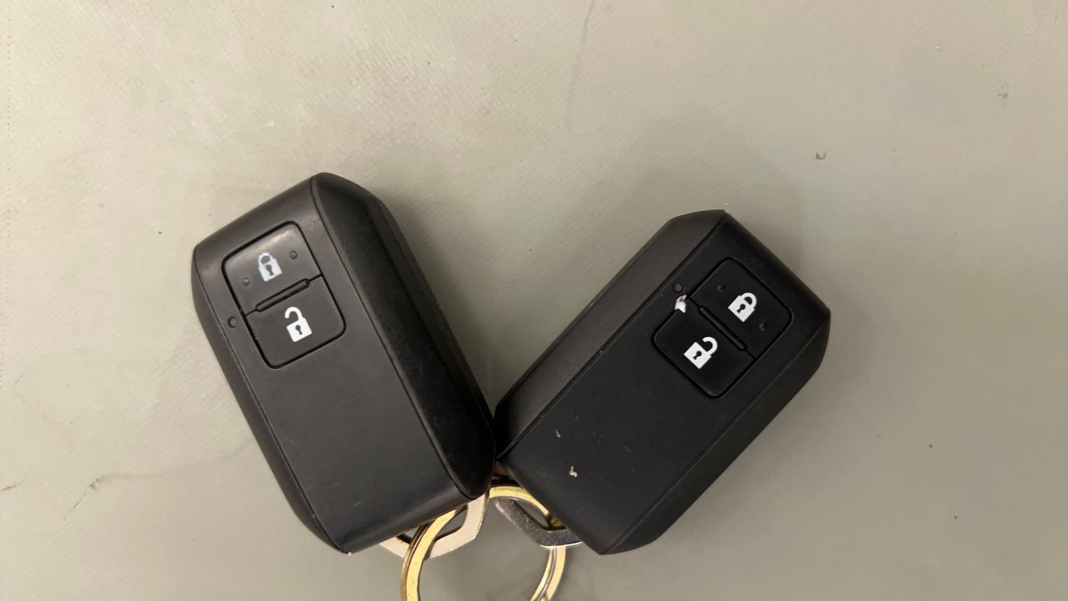 Used 2019 Toyota Glanza V Petrol Manual extra CAR KEY VIEW
