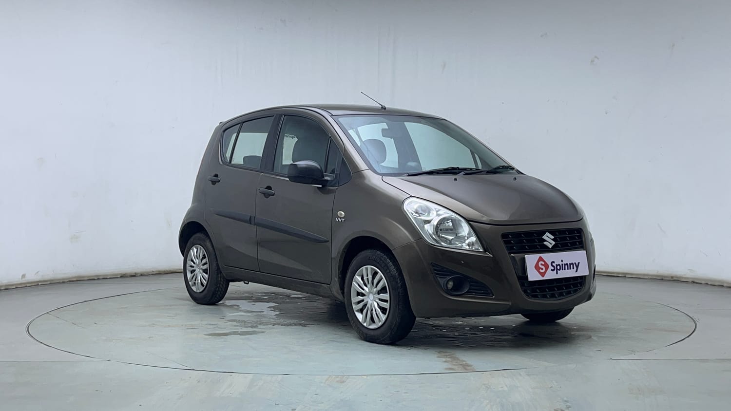 Used 2015 Maruti Suzuki Ritz Vxi BS-IV Petrol Manual exterior RIGHT FRONT CORNER VIEW