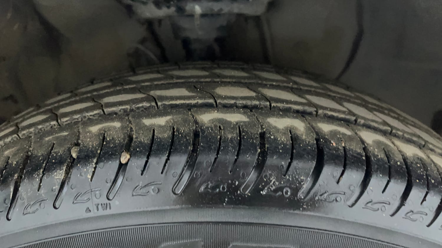 Used 2019 Hyundai Elite i20 Sportz Plus 1.2 Petrol Manual tyres RIGHT FRONT TYRE TREAD VIEW