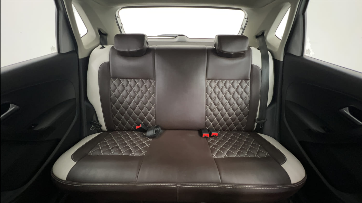 Used 2015 Volkswagen Polo Highline1.2L (P) Petrol Manual interior REAR SEAT CONDITION VIEW