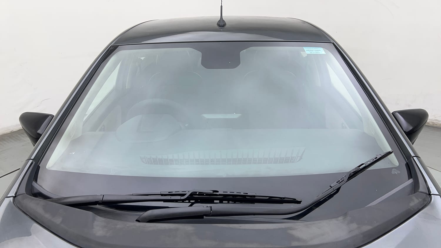 Used 2023 Tata Altroz XT Petrol Petrol Manual exterior FRONT WINDSHIELD VIEW