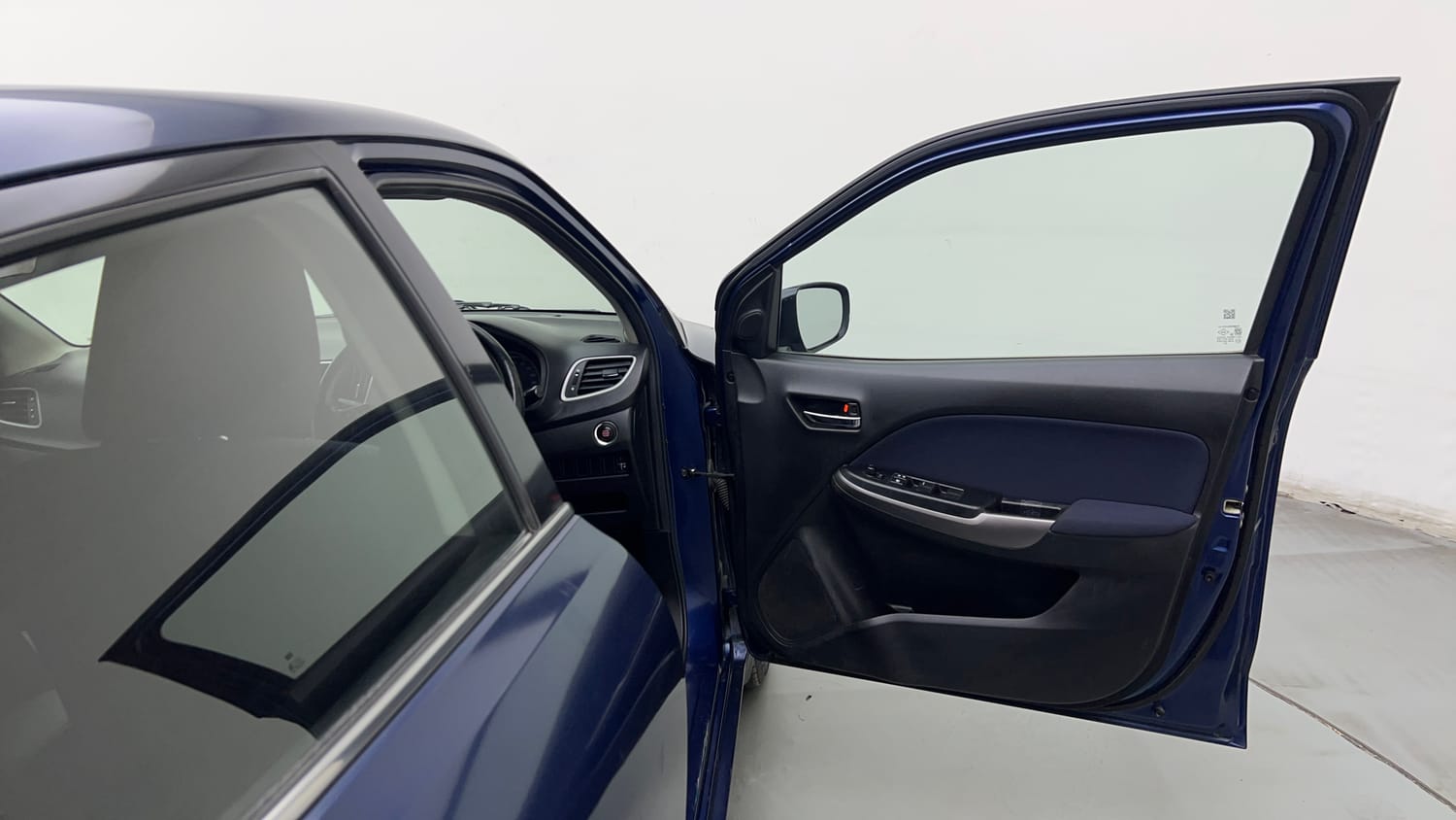 Used 2019 Maruti Suzuki Baleno Zeta Petrol Manual interior RIGHT FRONT DOOR OPEN VIEW