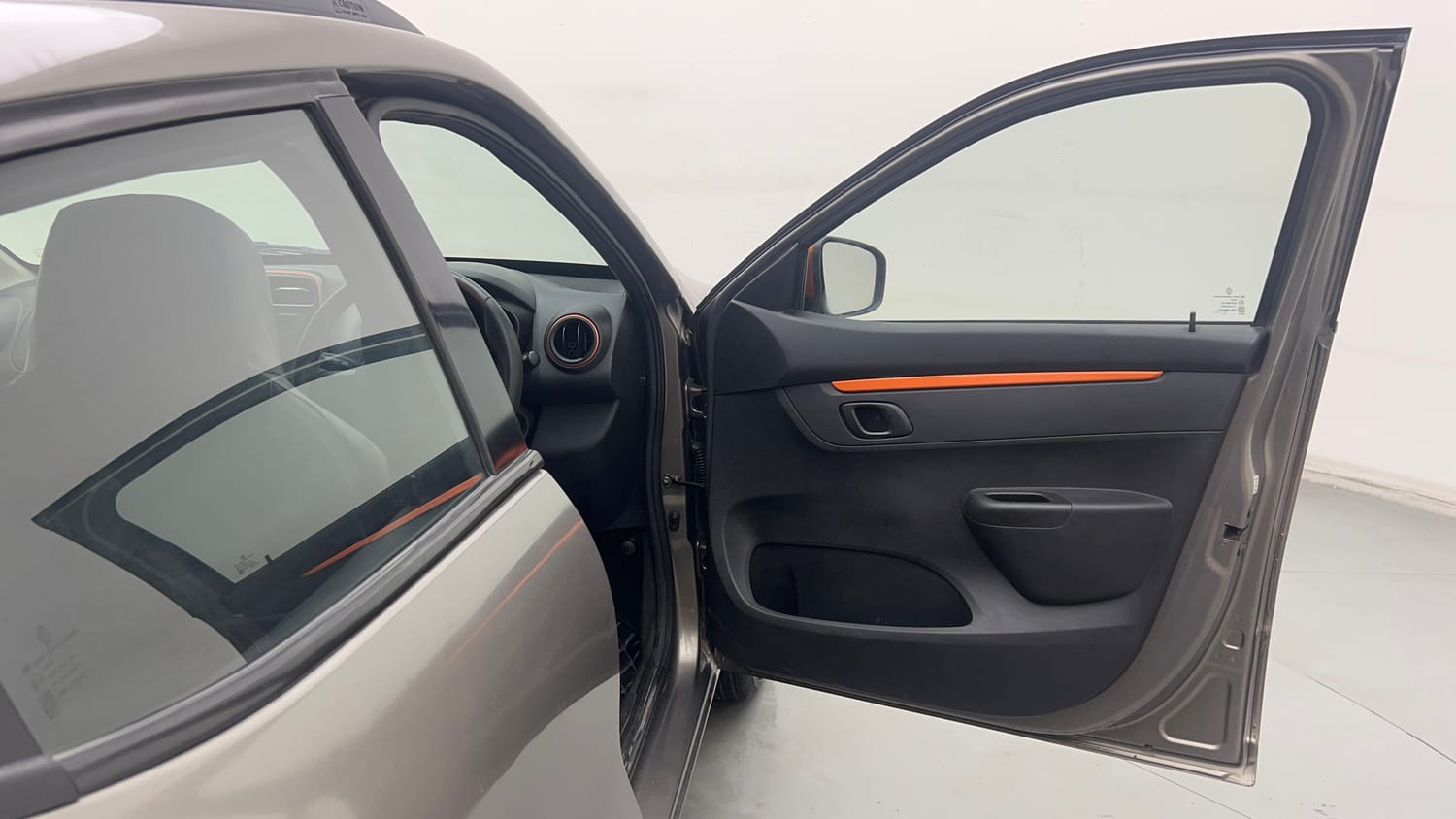 Used 2017 Renault Kwid CLIMBER 1.0 AMT Petrol Automatic interior RIGHT FRONT DOOR OPEN VIEW