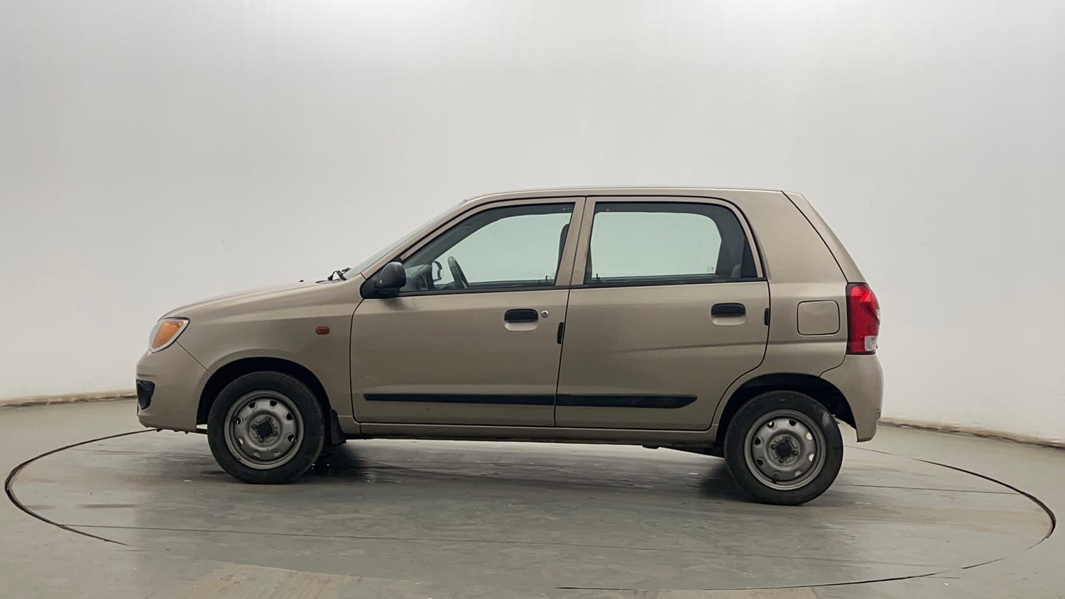 Used 2013 Maruti Suzuki Alto K10 LXi Petrol Manual exterior LEFT SIDE VIEW