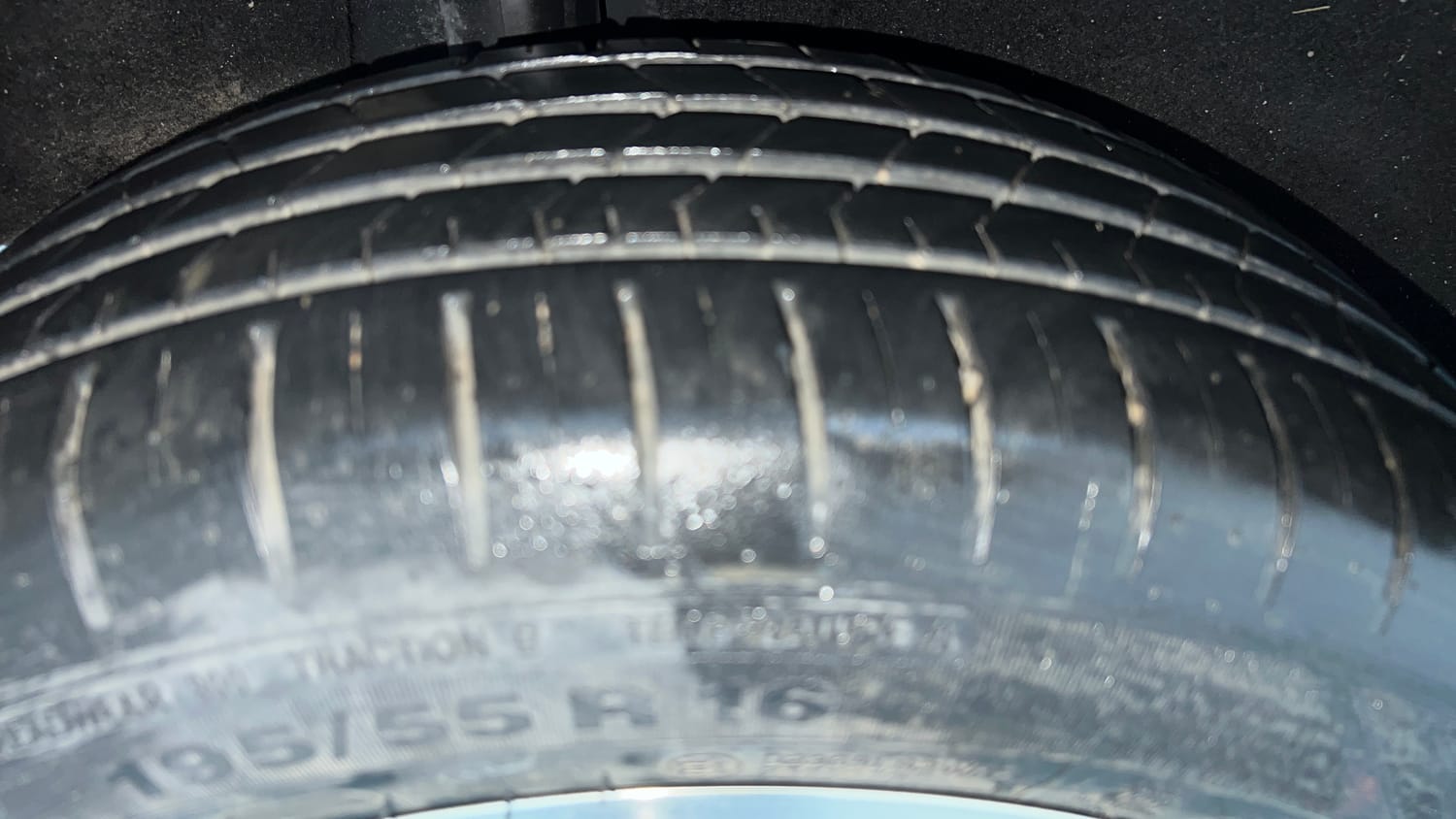 Used 2019 Maruti Suzuki Baleno Zeta Petrol Manual tyres RIGHT REAR TYRE TREAD VIEW