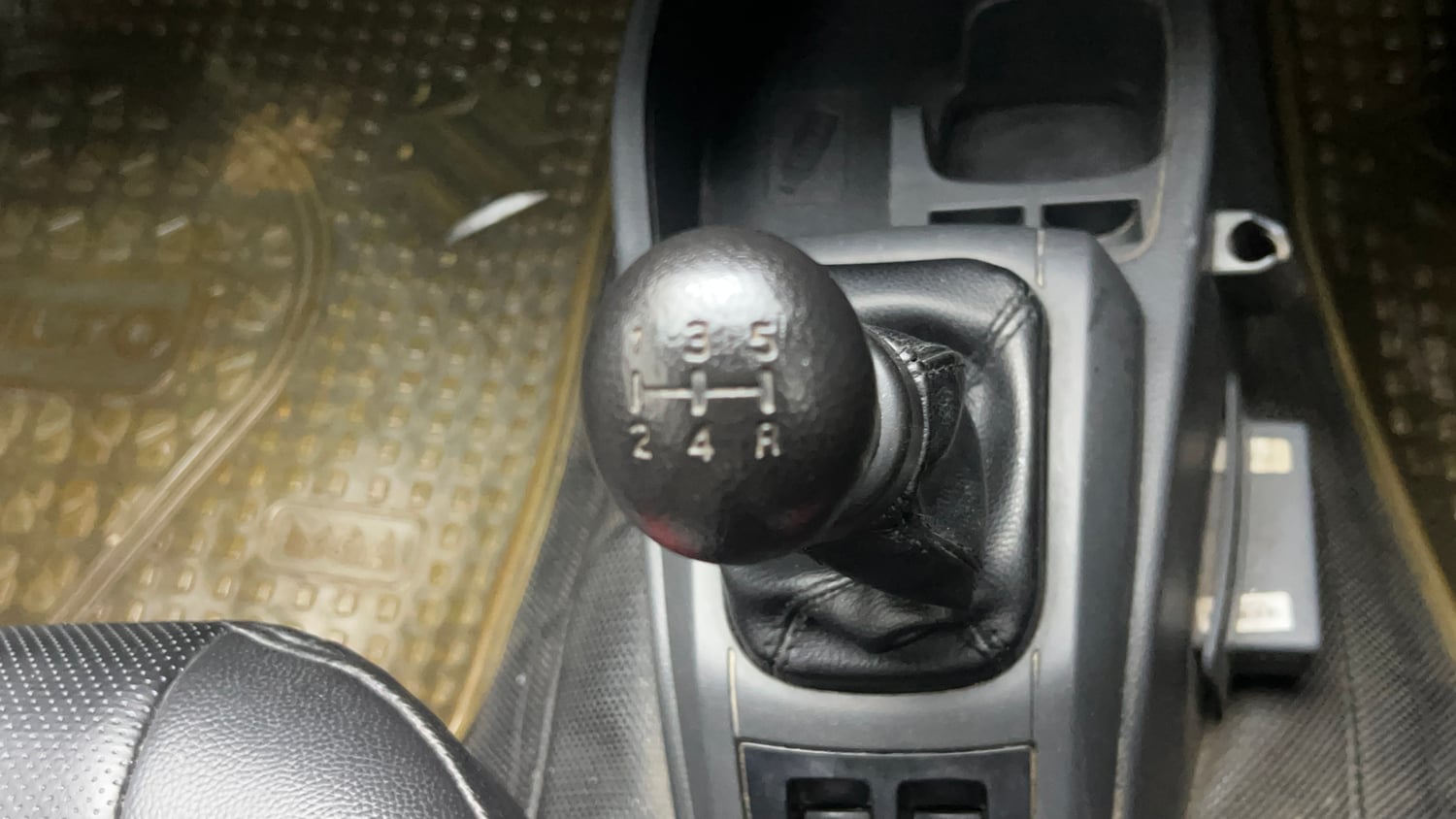 Used 2017 Maruti Suzuki Alto 800 LXi Petrol Manual interior GEAR  KNOB VIEW