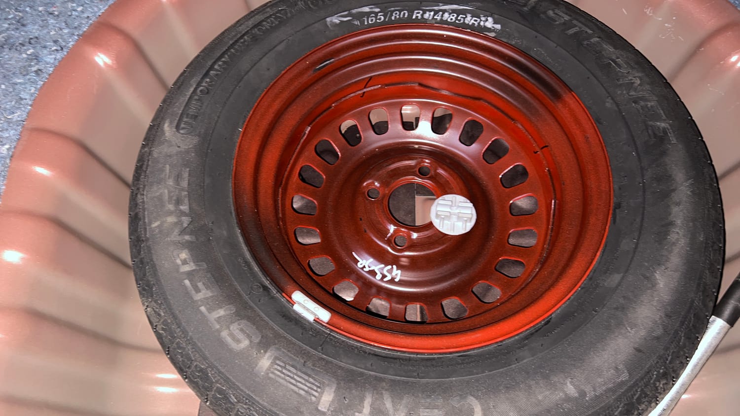 Used 2024 Nissan Magnite XV Petrol Manual tyres SPARE TYRE VIEW