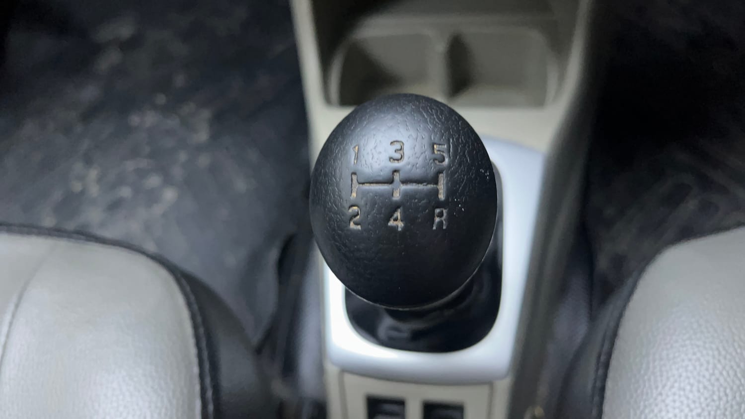 Used 2018 Maruti Suzuki Alto K10 VXi Petrol Manual interior GEAR  KNOB VIEW