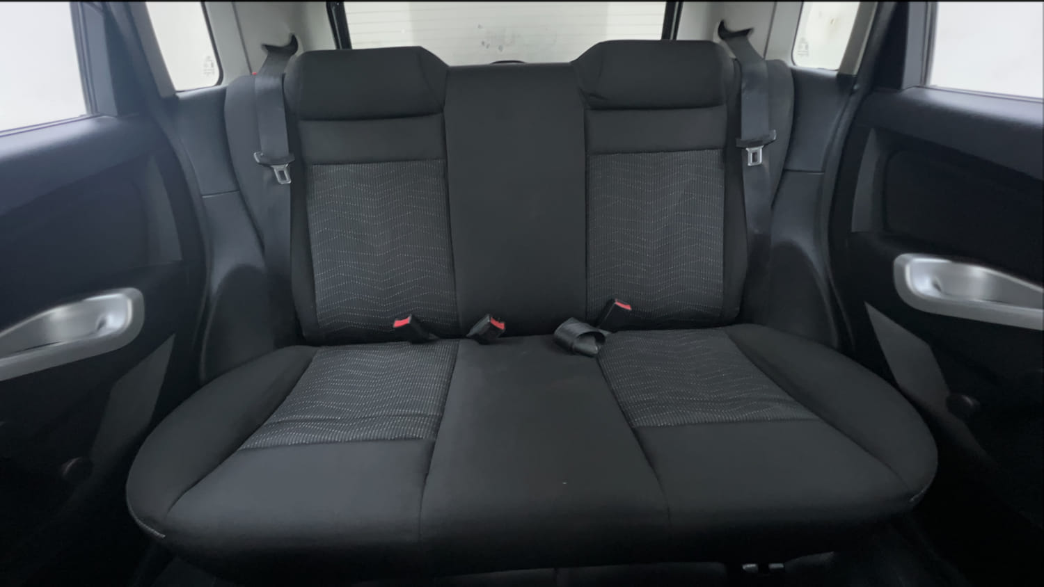 Used 2014 Ford Figo Duratorq Diesel ZXI 1.4 Diesel Manual interior REAR SEAT CONDITION VIEW
