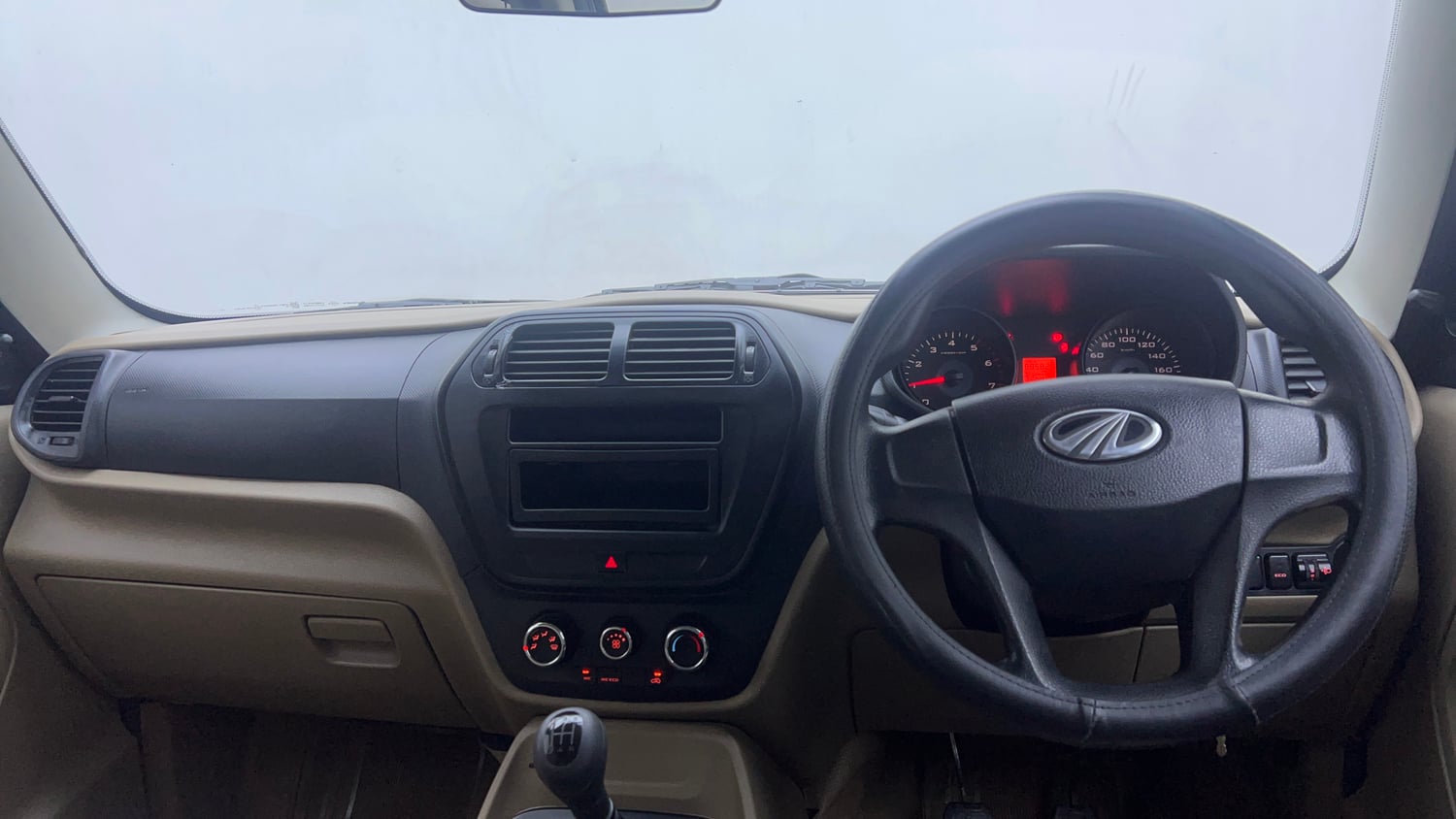 Used 2016 Mahindra TUV300 T4 Plus Diesel Manual interior DASHBOARD VIEW