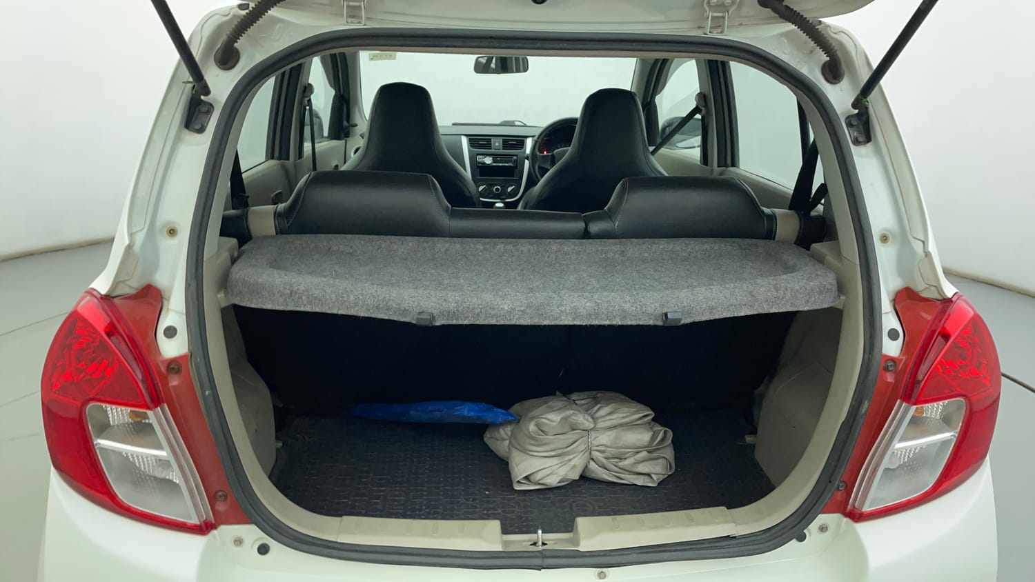 Used 2017 Maruti Suzuki Celerio VXi Petrol Manual interior DICKY INSIDE VIEW