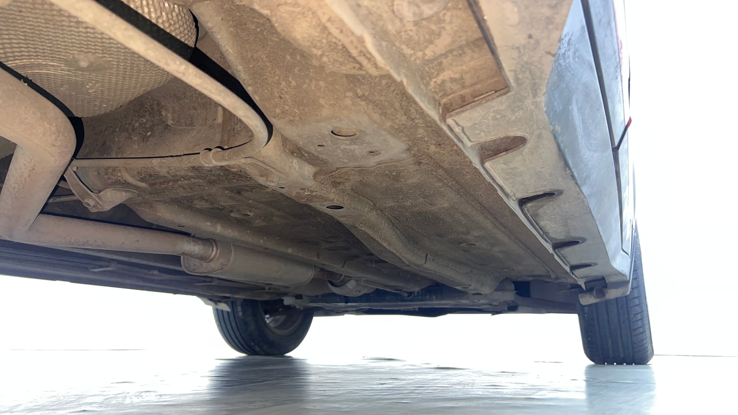 Used 2020 Kia Sonet GTX Plus 1.0 DCT Petrol Automatic extra REAR RIGHT UNDERBODY VIEW