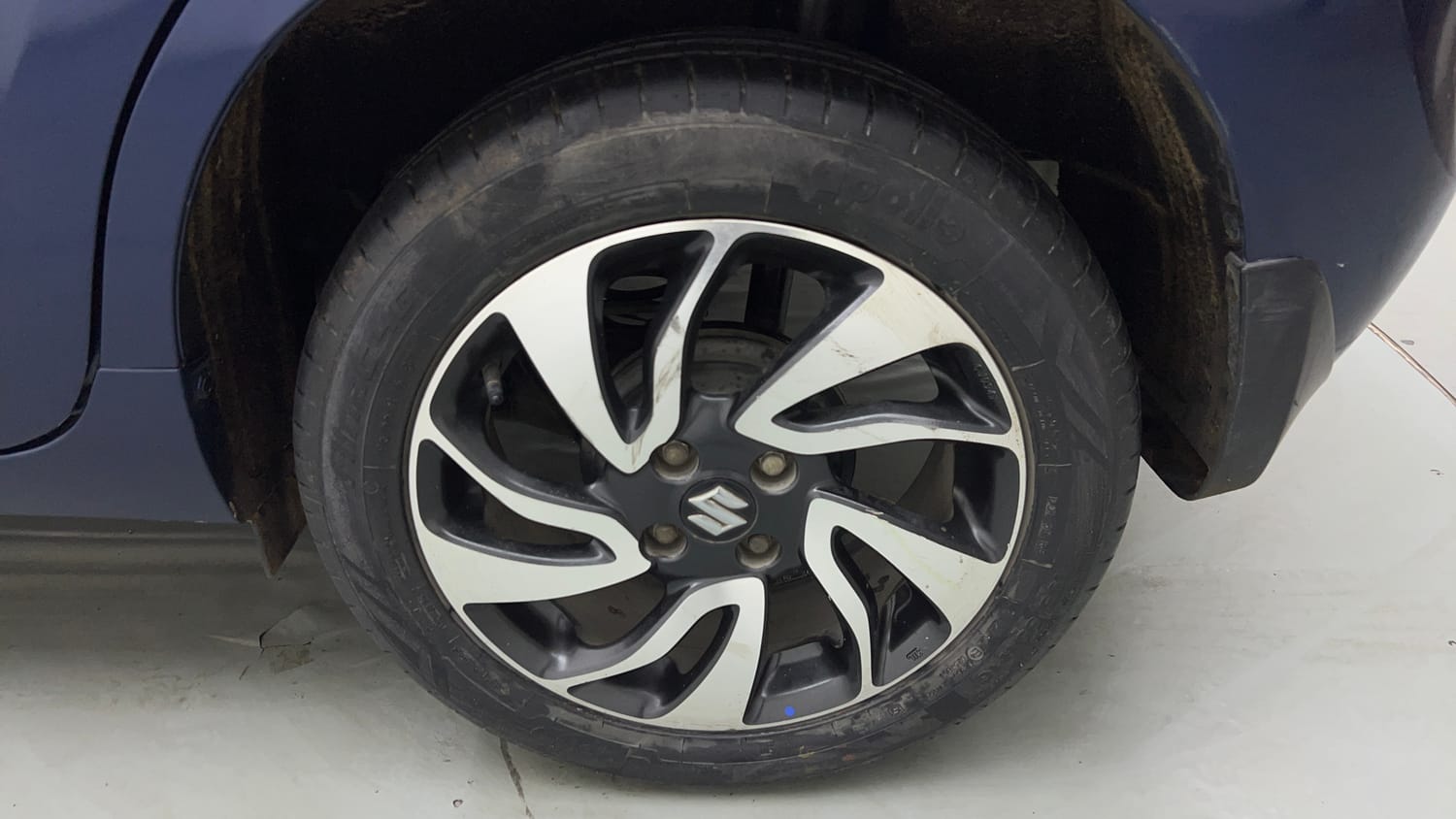 Used 2019 Maruti Suzuki Baleno Zeta Petrol Manual tyres LEFT REAR TYRE RIM VIEW