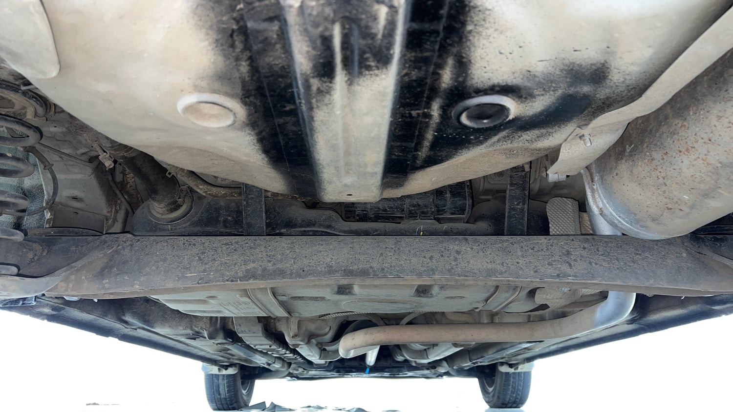 Used 2020 Hyundai Elite i20 Sportz Plus 1.2 Petrol Manual extra REAR UNDERBODY VIEW (TAKEN FROM REAR)
