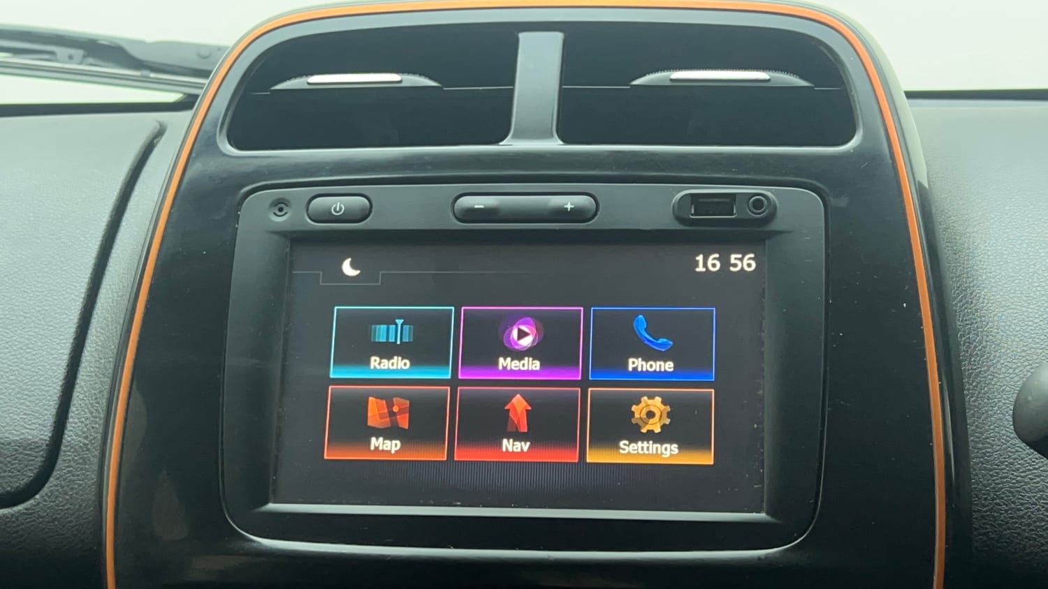 Used 2017 Renault Kwid CLIMBER 1.0 AMT Petrol Automatic top_features Touch screen infotainment system