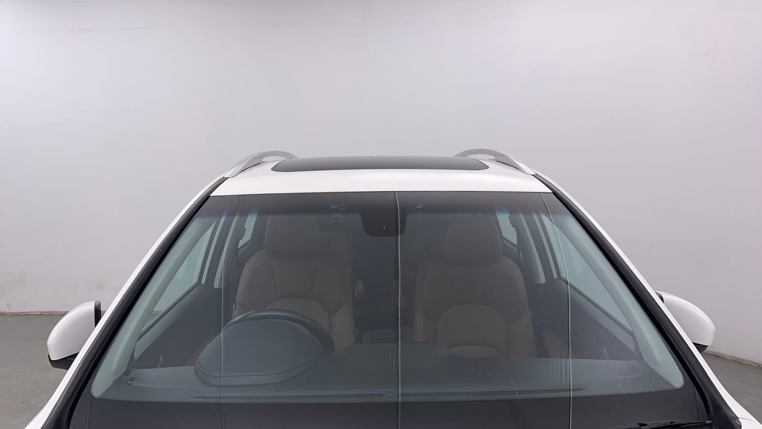 Used 2023 MG Motors Hector Plus Sharp 2.0 Diesel Turbo MT 6-STR Diesel Manual exterior FRONT WINDSHIELD VIEW