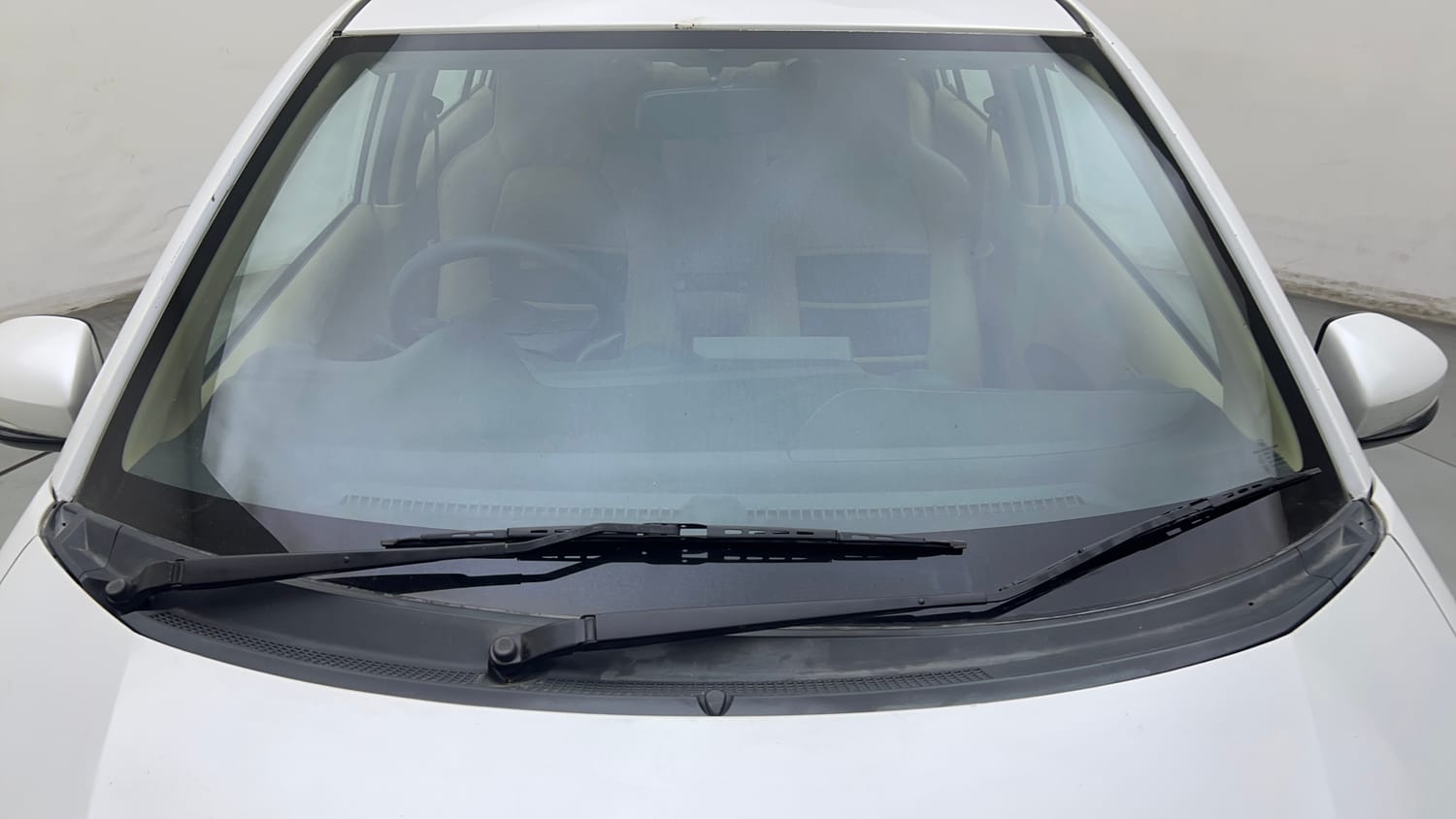 Used 2015 Honda Amaze 1.2 S i-VTEC Petrol Manual exterior FRONT WINDSHIELD VIEW