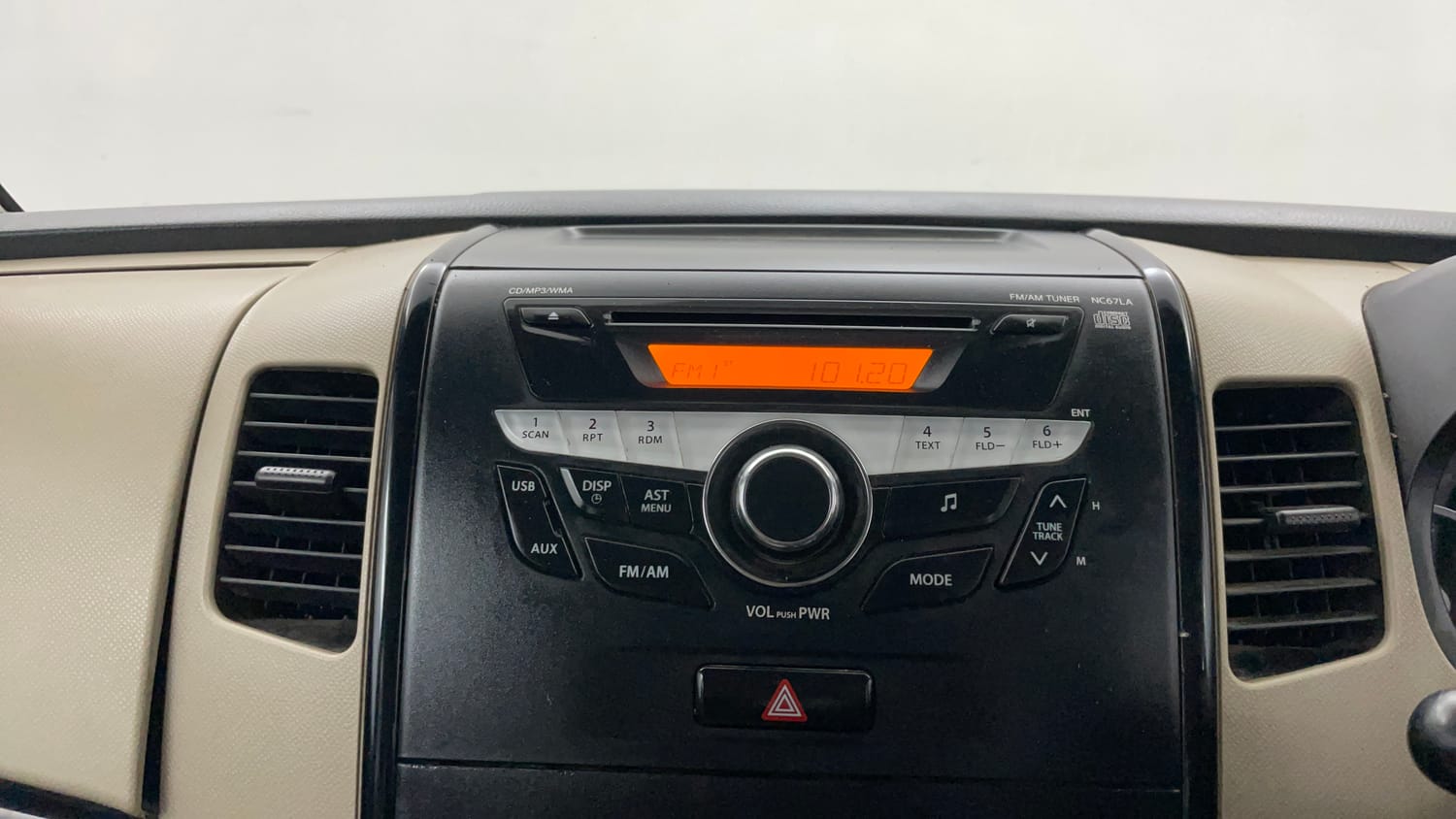 Used 2018 Maruti Suzuki Wagon R 1.0 VXI AMT Petrol Automatic interior MUSIC SYSTEM & AC CONTROL VIEW