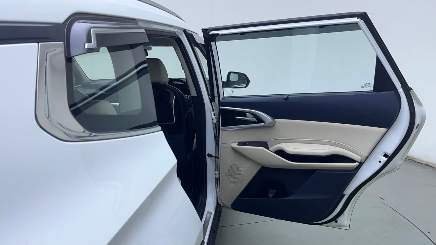 Used 2022 Kia Carens Luxury 1.4 Petrol 7 STR Petrol Manual interior RIGHT REAR DOOR OPEN VIEW