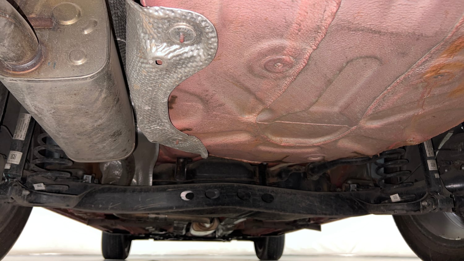 Used 2025 Skoda Slavia Prestige 1.0L TSI MT Petrol Manual extra REAR UNDERBODY VIEW (TAKEN FROM REAR)