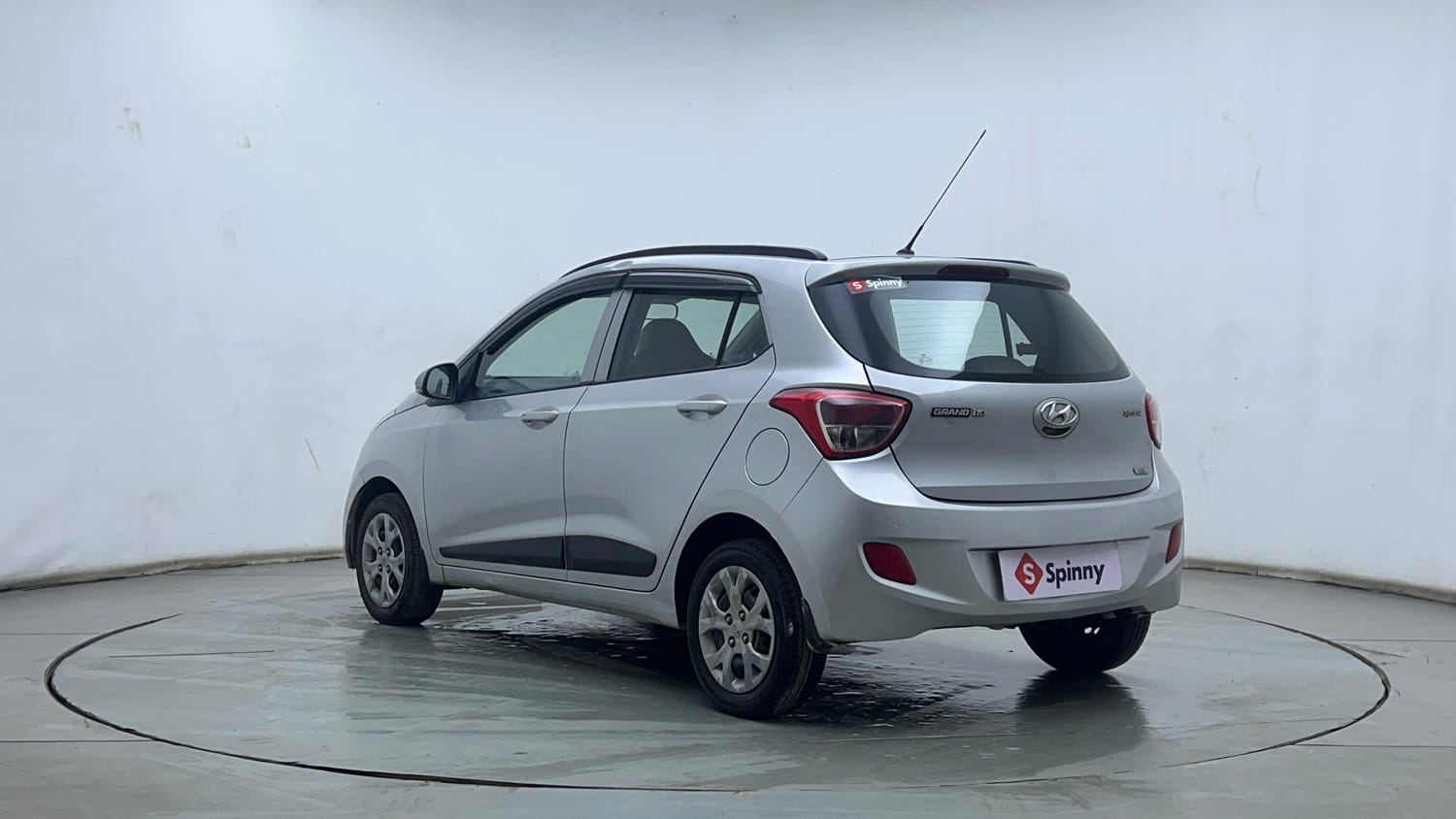Used 2017 Hyundai Grand i10 Sportz 1.2 Kappa VTVT Petrol Manual exterior LEFT REAR CORNER VIEW
