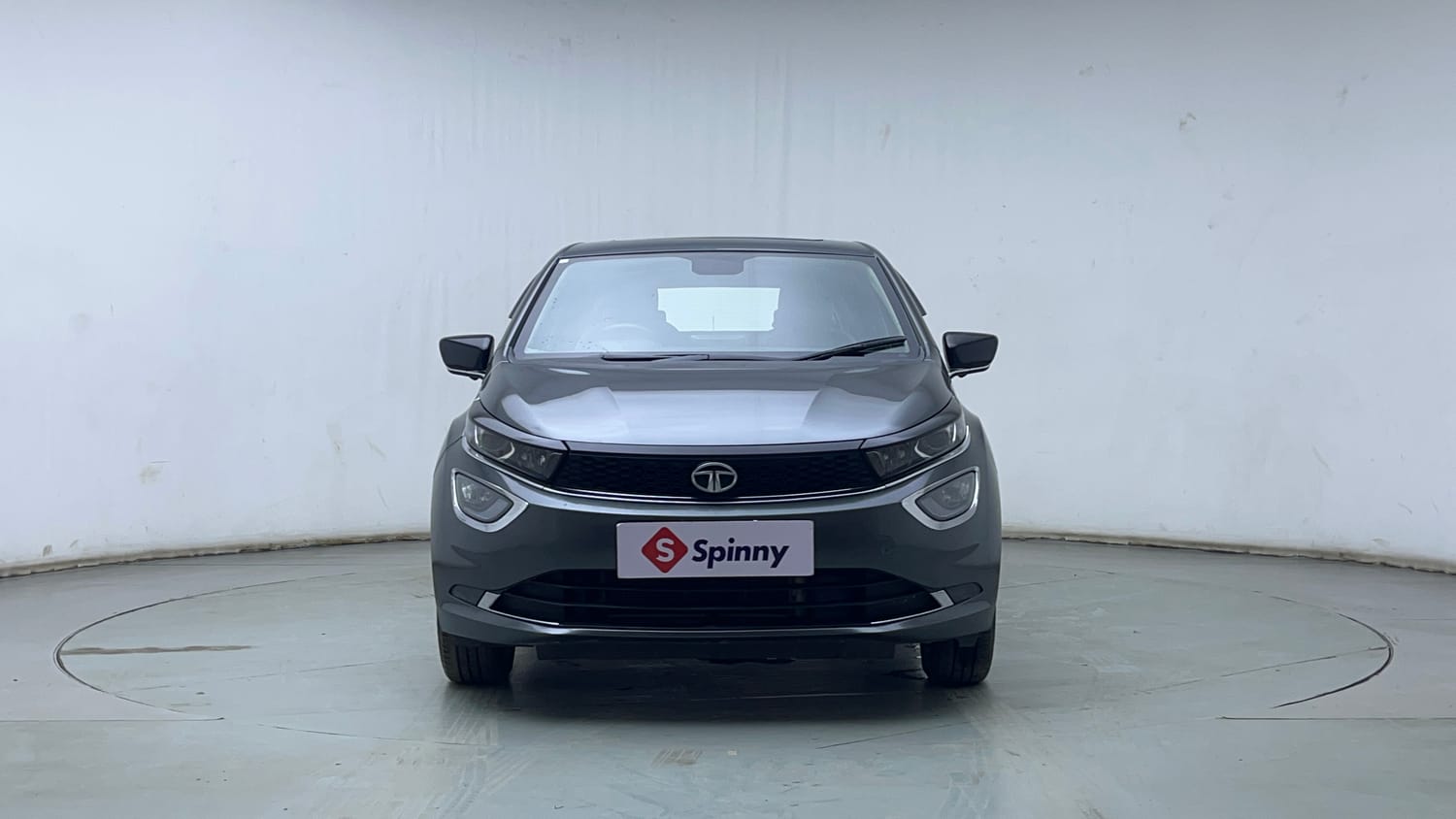 Used 2024 Tata Altroz XZ Plus (S) iCNG Cng Manual exterior FRONT VIEW