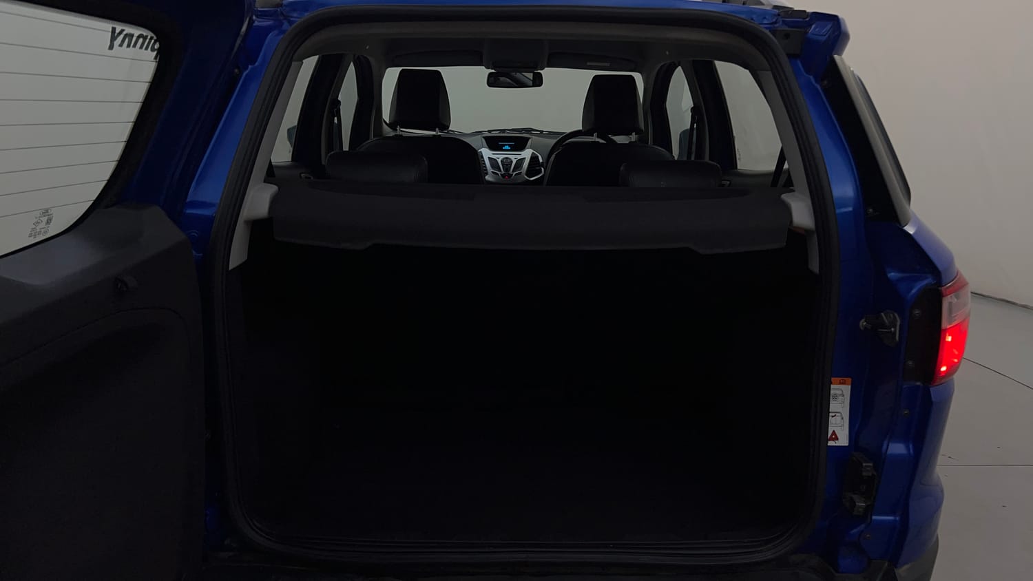 Used 2016 Ford EcoSport Titanium+ 1.5L TDCi Diesel Manual interior DICKY INSIDE VIEW