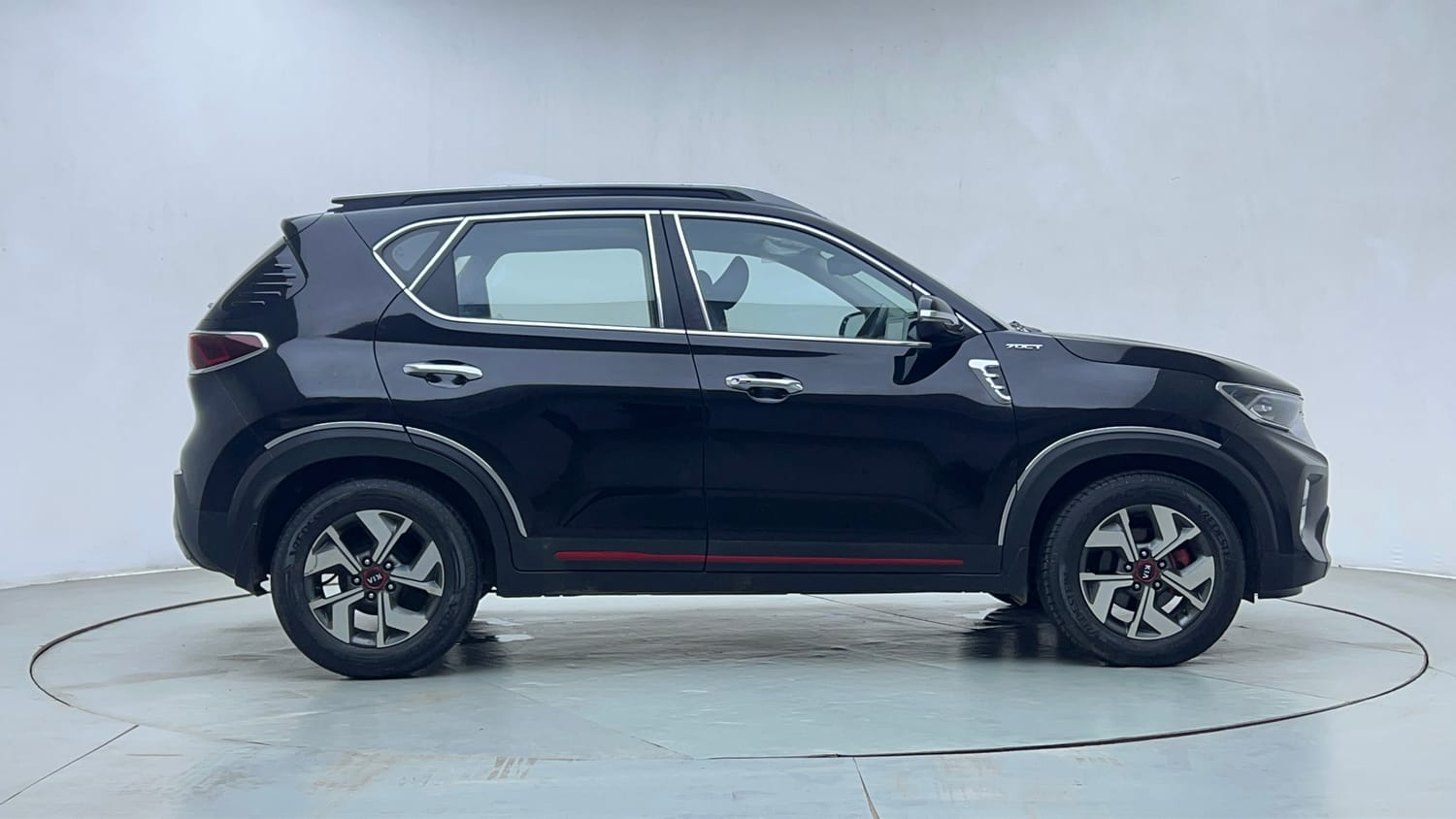 Used 2020 Kia Sonet GTX Plus 1.0 DCT Petrol Automatic exterior RIGHT SIDE VIEW