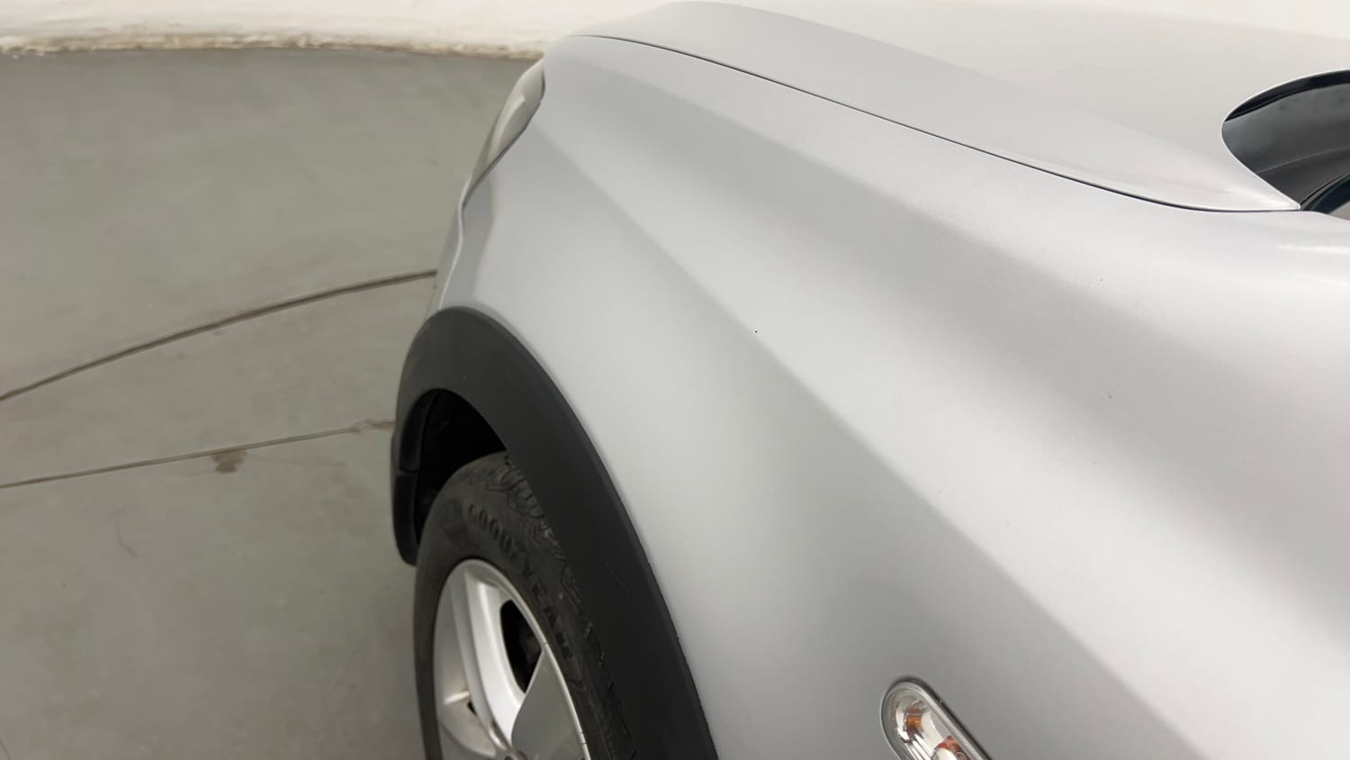 Used 2015 Volkswagen Polo Highline1.2L (P) Petrol Manual dents MINOR SCRATCH