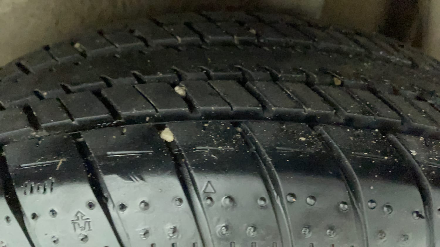 Used 2017 Maruti Suzuki Celerio VXi Petrol Manual tyres LEFT REAR TYRE TREAD VIEW