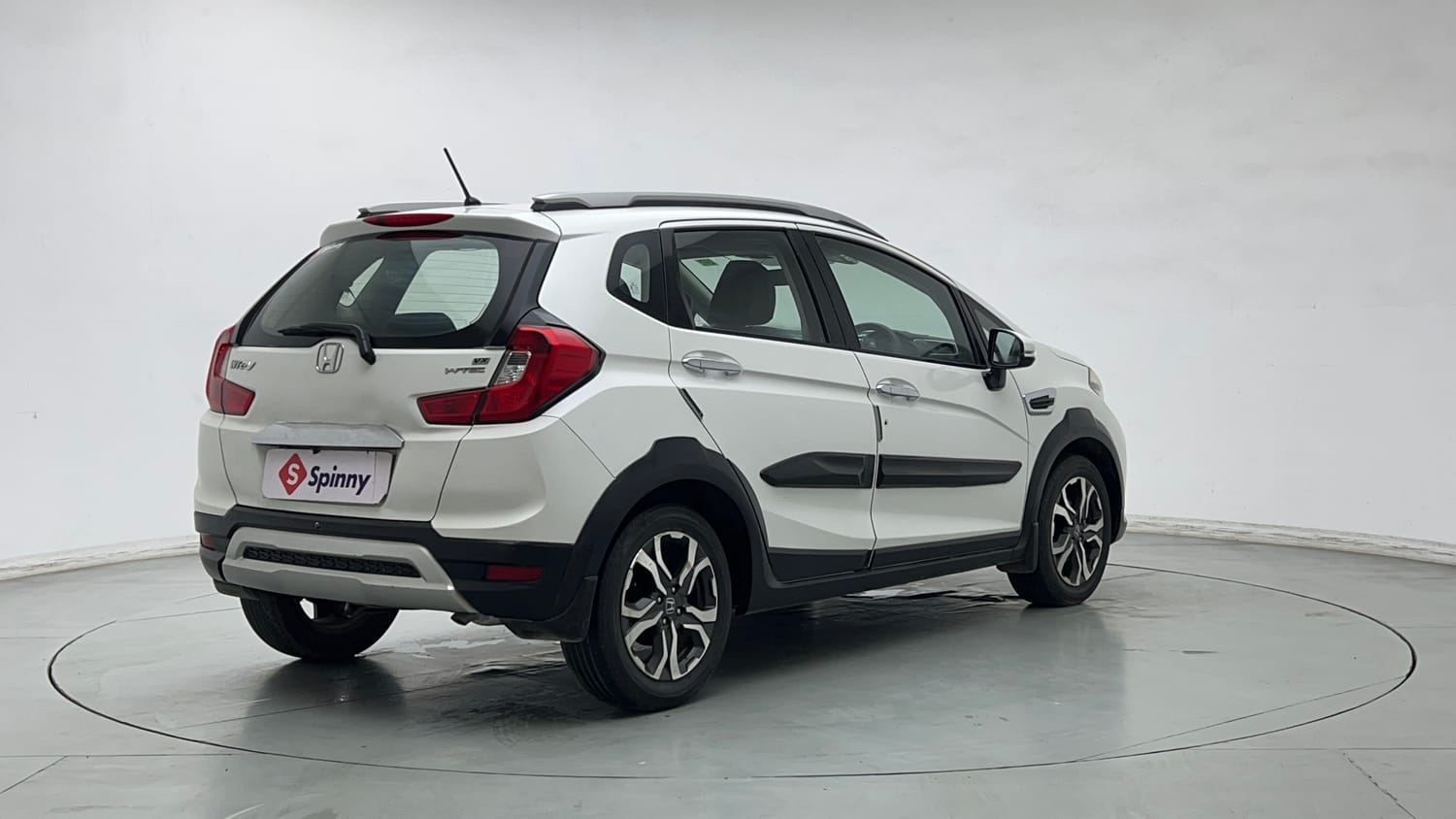 Used 2018 Honda WR-V VX MT Petrol Petrol Manual exterior RIGHT REAR CORNER VIEW