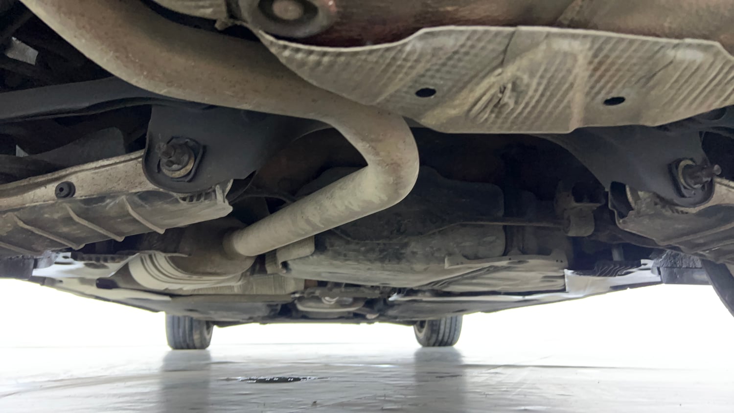 Used 2017 Audi A4 30 TFSI Technology Pack Petrol Automatic extra REAR UNDERBODY VIEW (TAKEN FROM REAR)