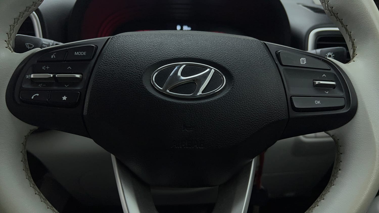Used 2024 Hyundai Venue E 1.2 Petrol Petrol Manual top_features Airbags