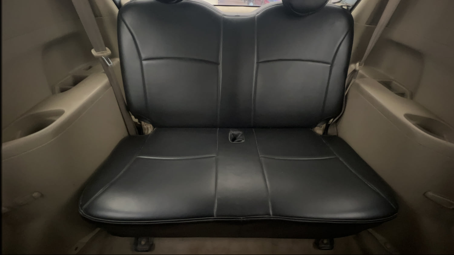 Used 2013 Maruti Suzuki Ertiga Vxi Petrol Manual interior THIRD ROW SEAT