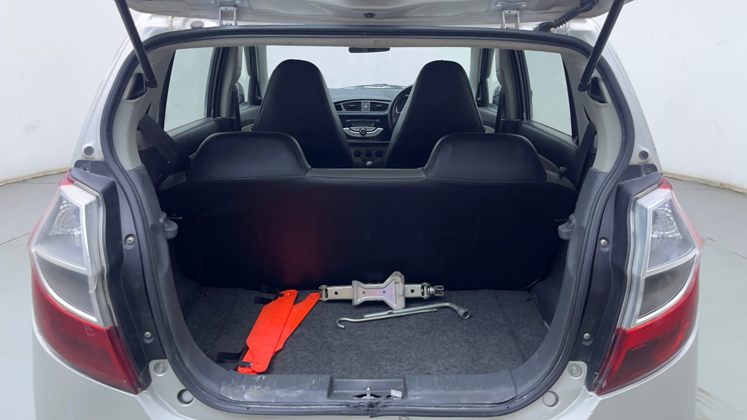 Used 2018 Maruti Suzuki Alto K10 VXi Petrol Manual interior DICKY INSIDE VIEW