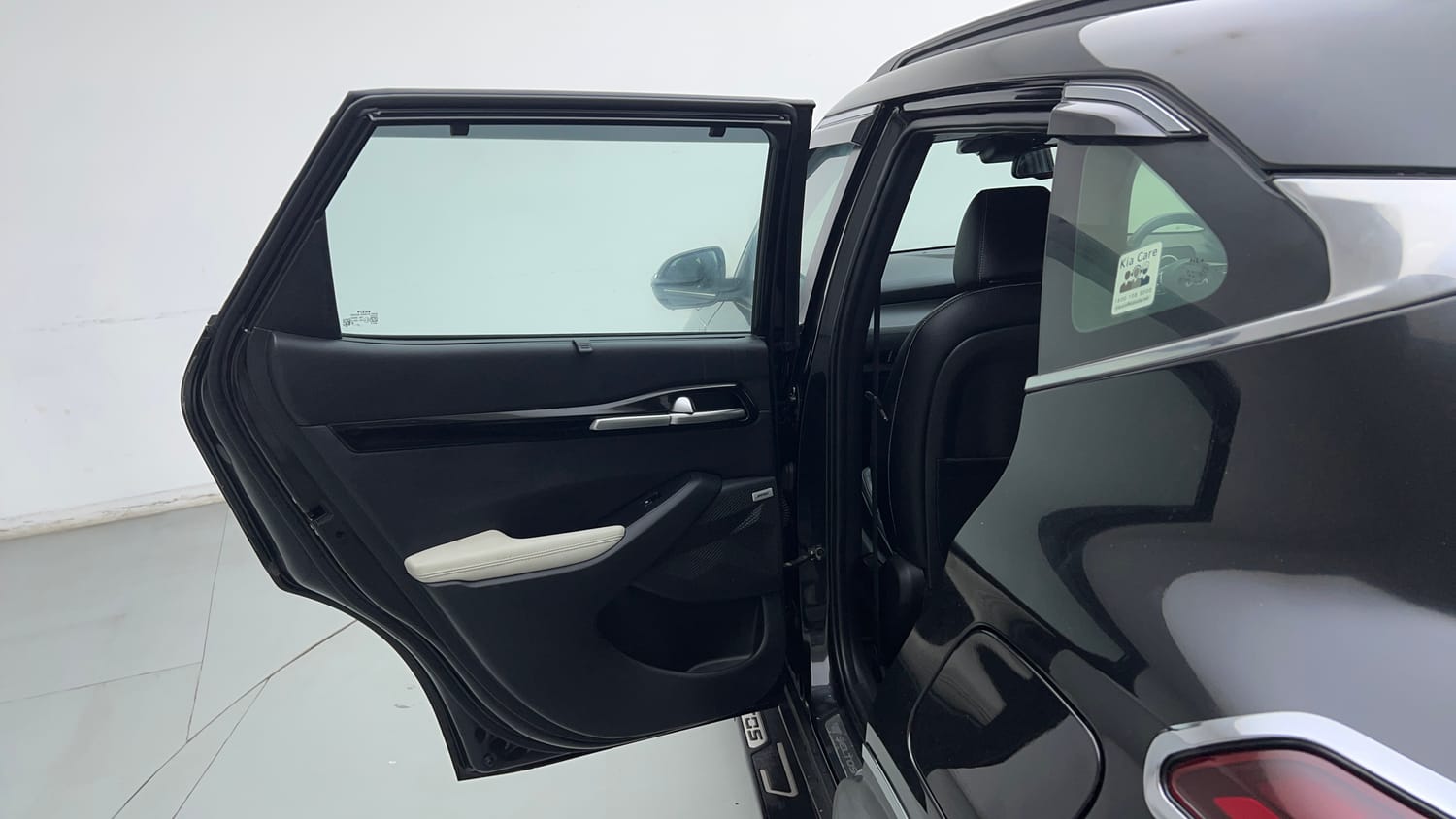 Used 2025 Kia Seltos GTX Plus 1.5 Turbo Petrol DCT Petrol Automatic interior LEFT REAR DOOR OPEN VIEW