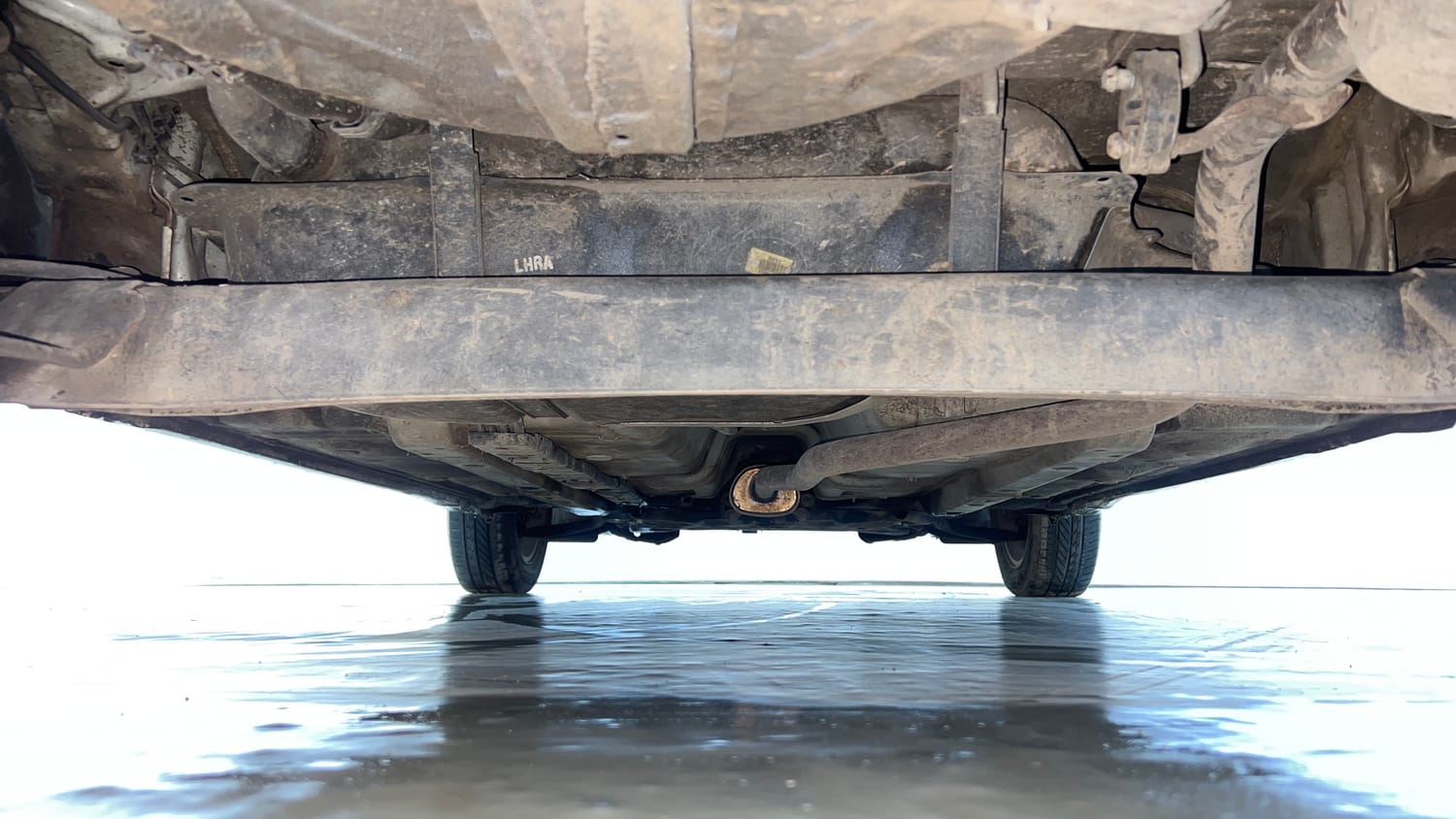 Used 2016 Hyundai Grand i10 Asta 1.2 Kappa VTVT Petrol Manual extra REAR UNDERBODY VIEW (TAKEN FROM REAR)