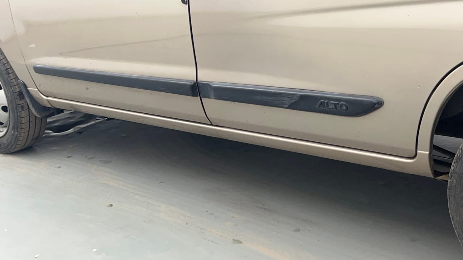 Used 2013 Maruti Suzuki Alto K10 LXi Petrol Manual dents MINOR SCRATCH