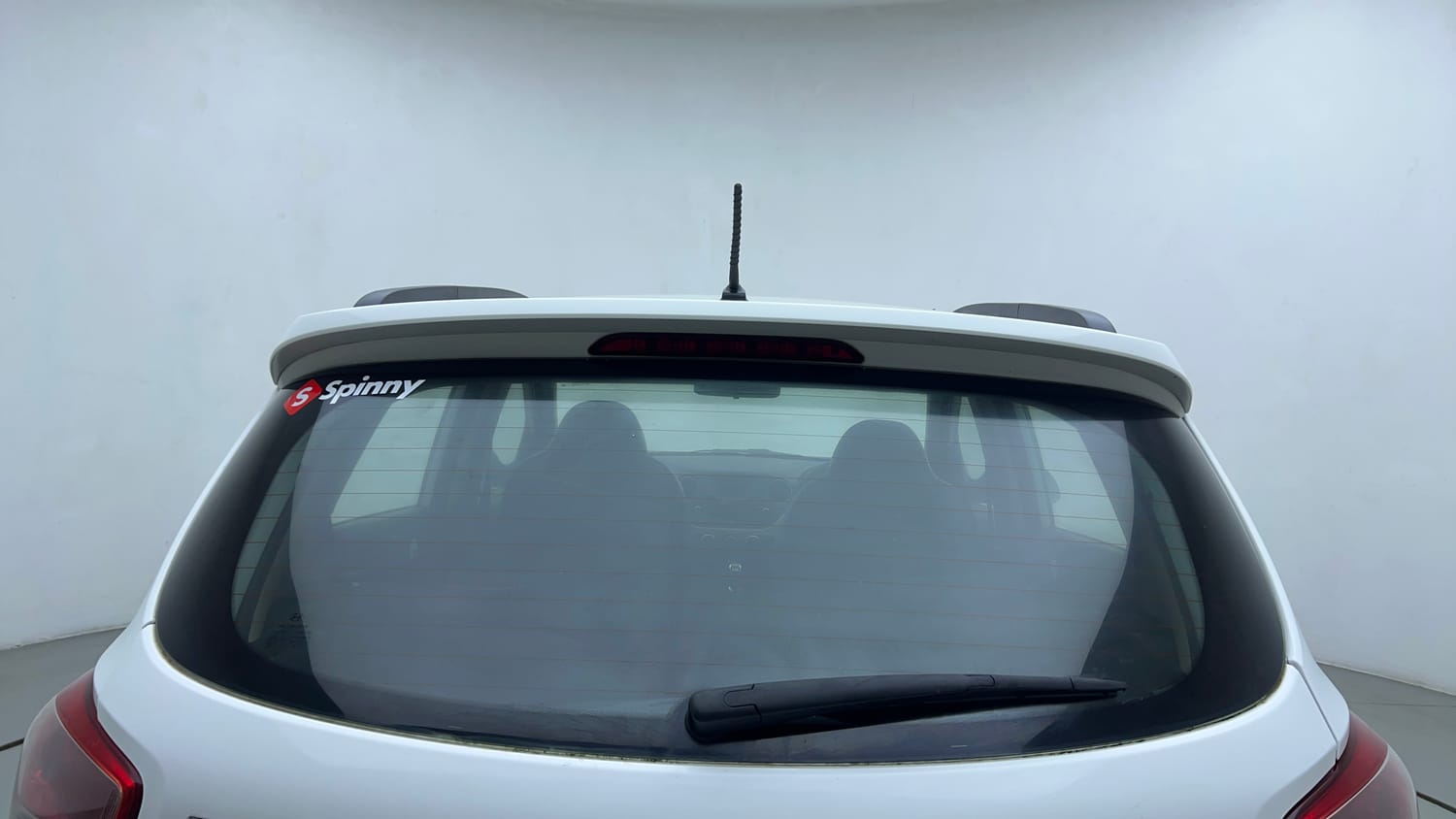 Used 2016 Hyundai Grand i10 Asta 1.2 Kappa VTVT Petrol Manual top_features Rear wiper