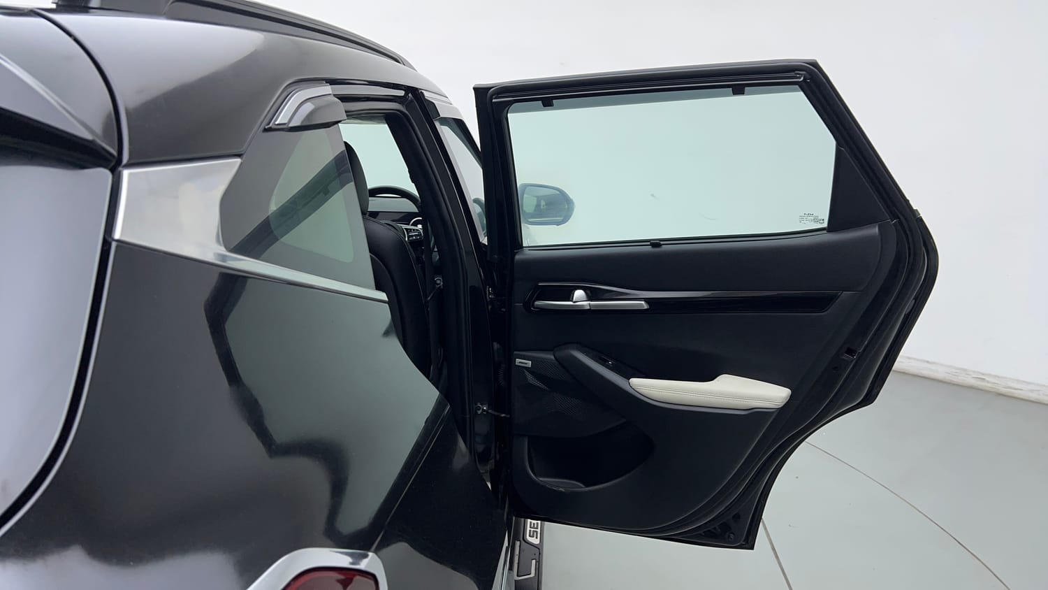 Used 2025 Kia Seltos GTX Plus 1.5 Turbo Petrol DCT Petrol Automatic interior RIGHT REAR DOOR OPEN VIEW