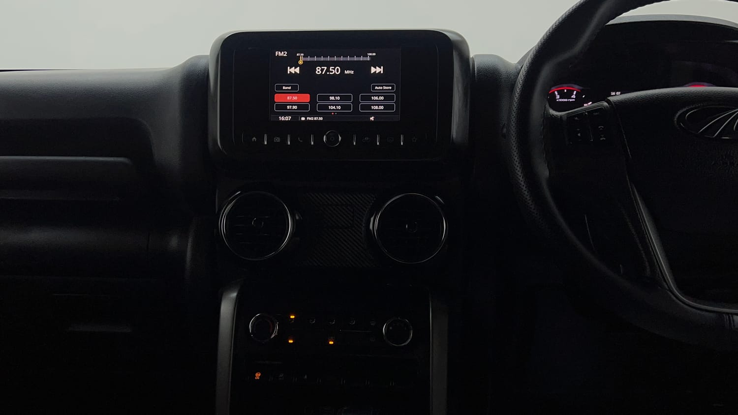 Used 2022 mahindra Thar LX Hard Top Petrol AT 4WD Petrol Automatic interior MUSIC SYSTEM & AC CONTROL VIEW